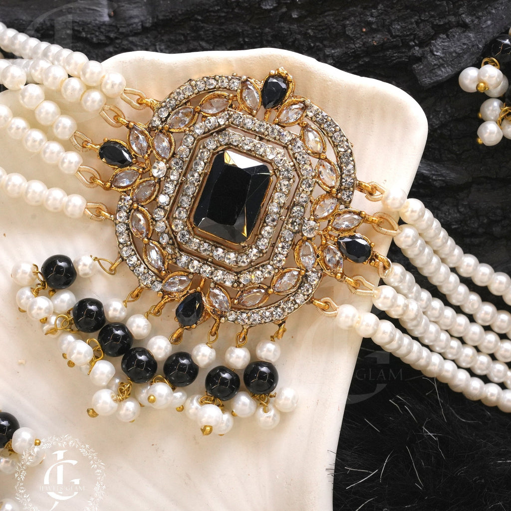 American Diamond Choker Set With Tika