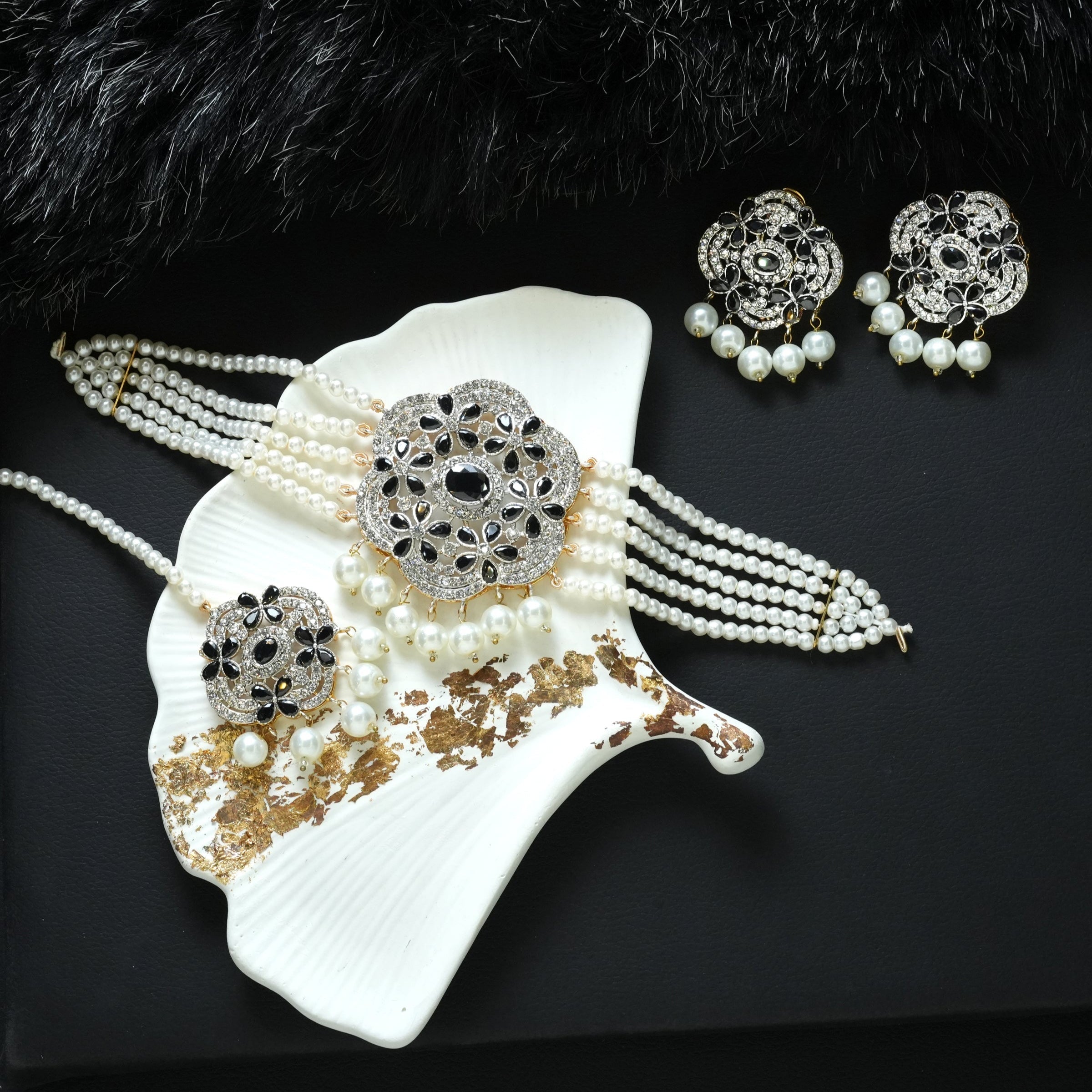 Midnight Pearl Elegance Jewelry Set Black