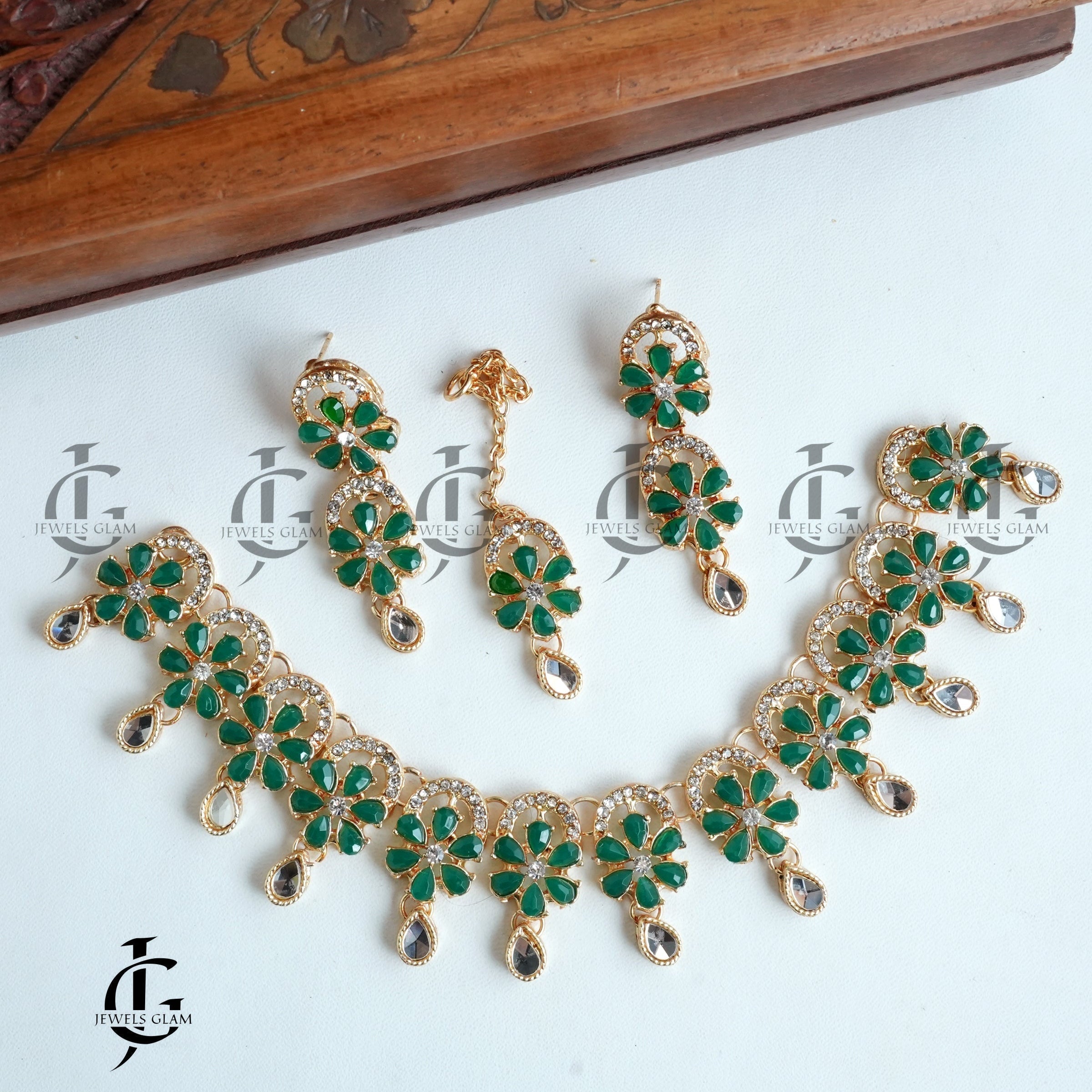 Crystal Petal Charm Necklace Set