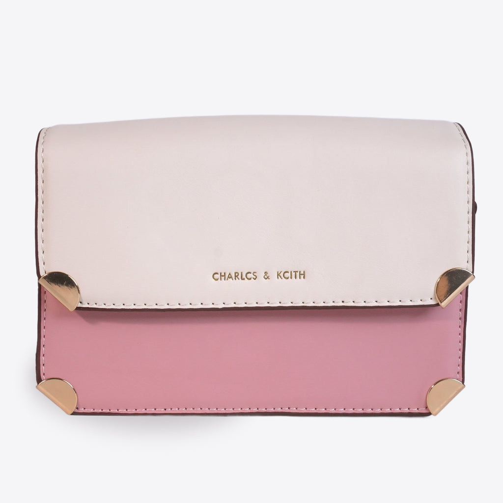Women Sleek Leather Shoulder Bag