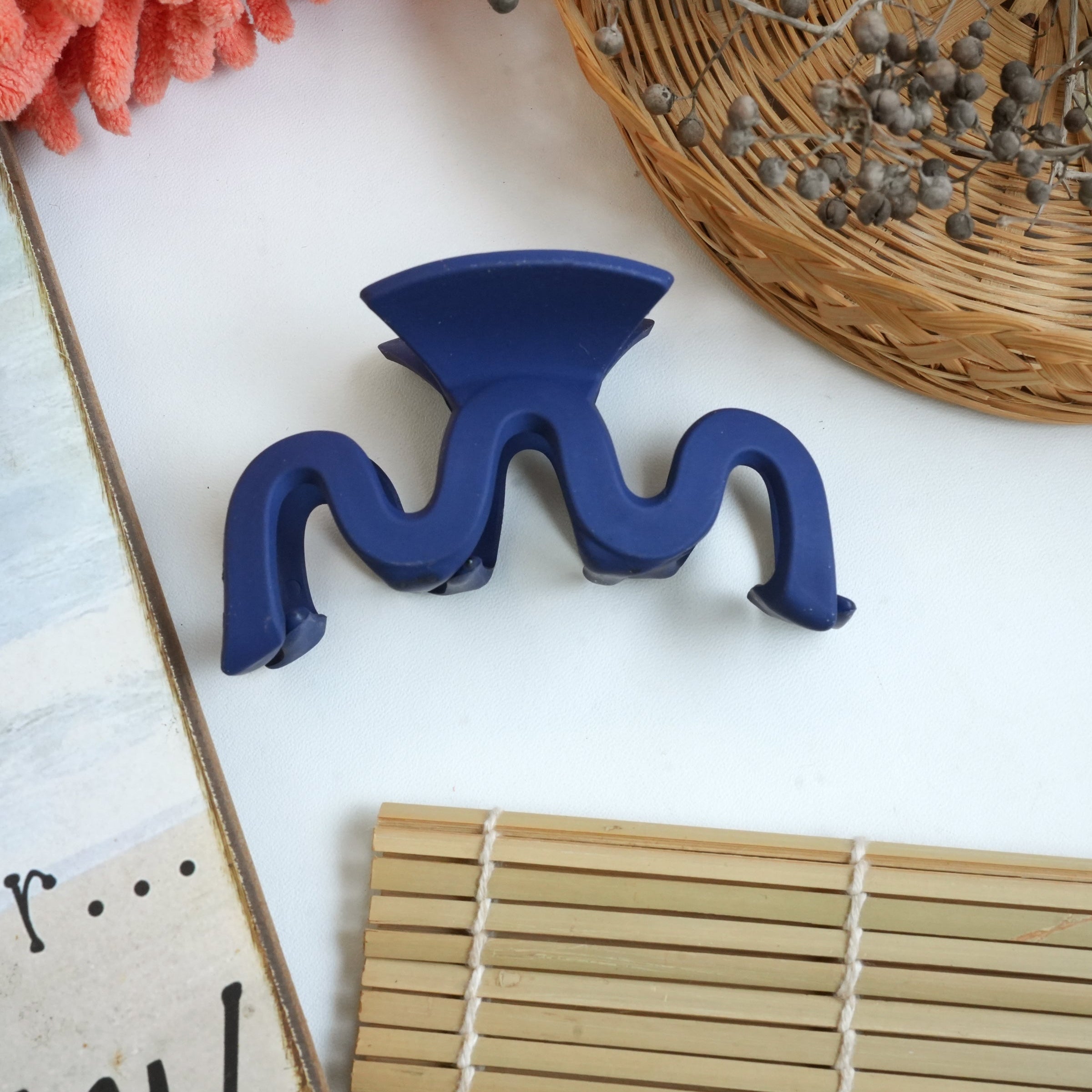 Wavy Hair Catcher