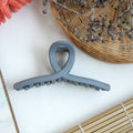 Minimalist Matte Hair Claw Clips – Classic Elegance"