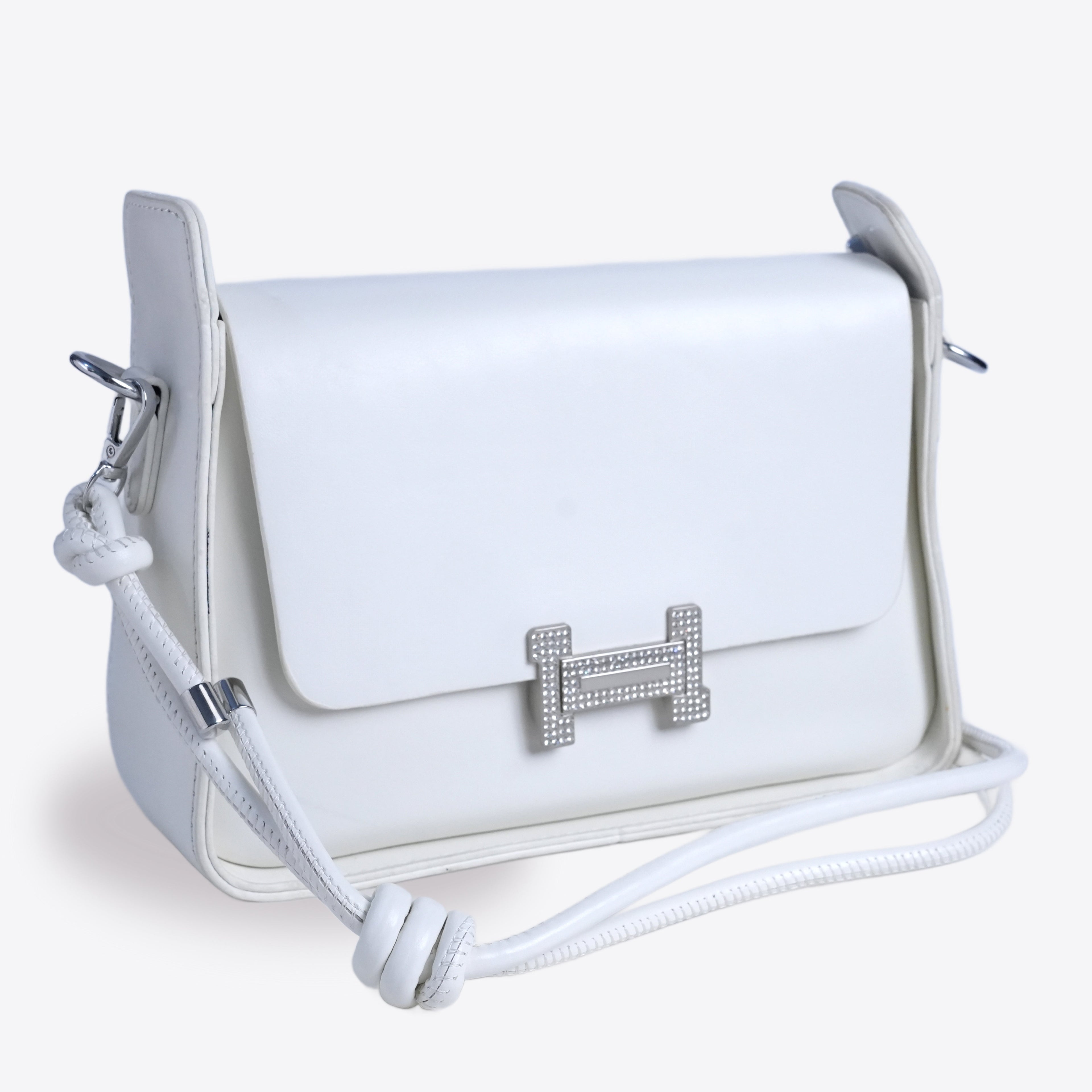 Women Sleek Crossbody Bag