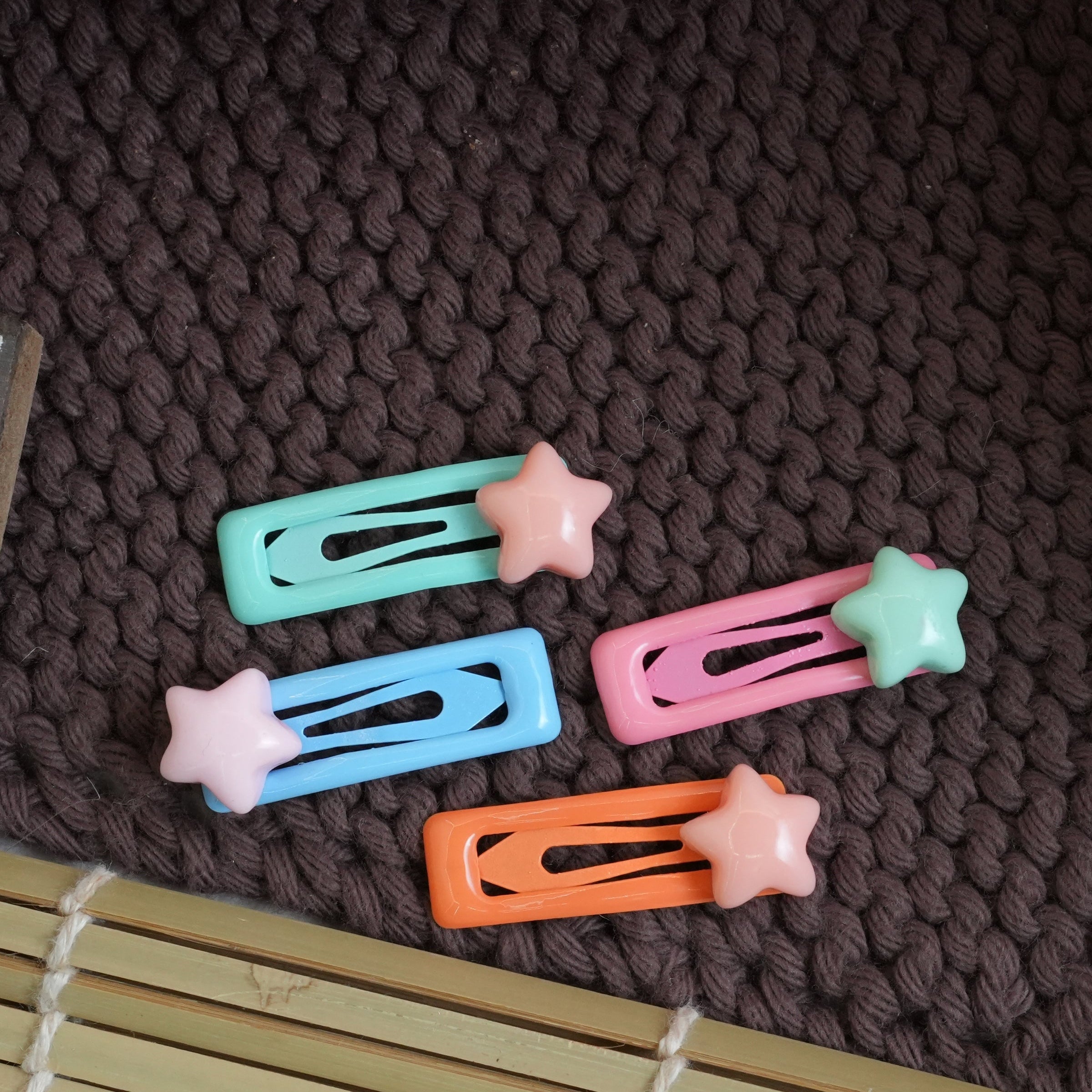 Vibrant Star Hair Pins Set