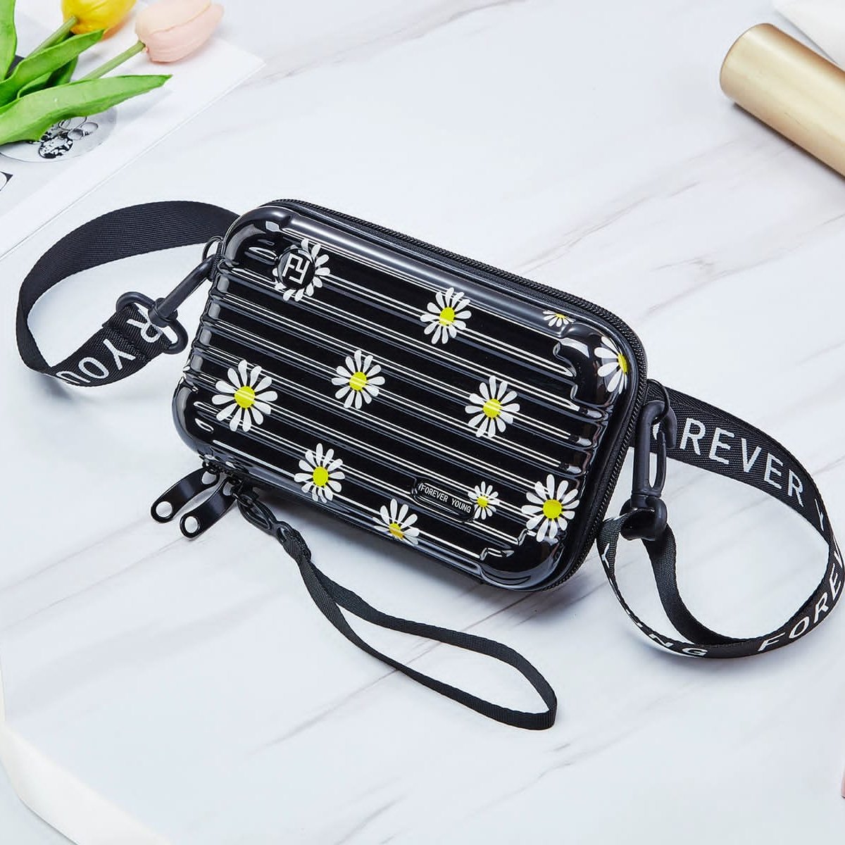 Teens crossbody box bag :)