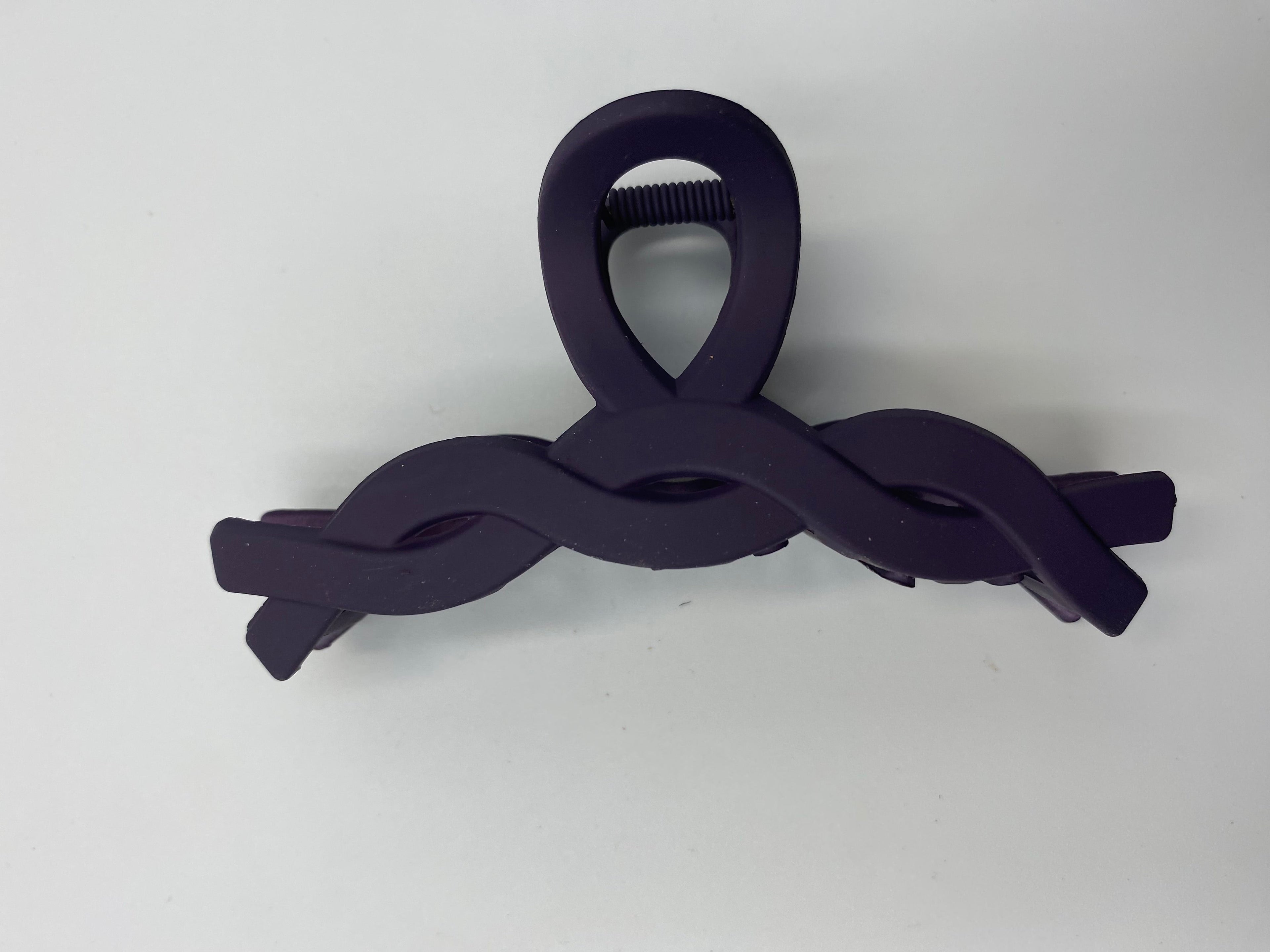 Twisted Matte Hair Claw Clips