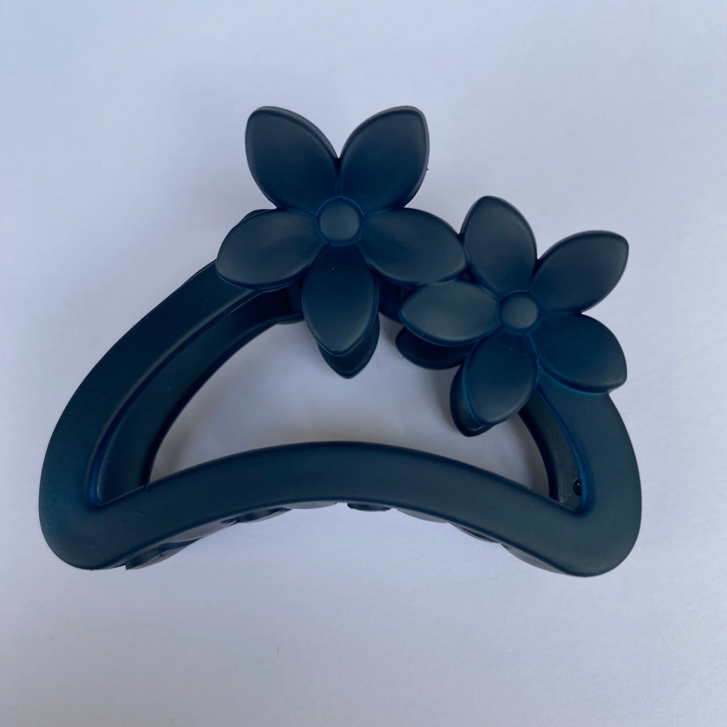 Floral Elegance Matte Hair Claws